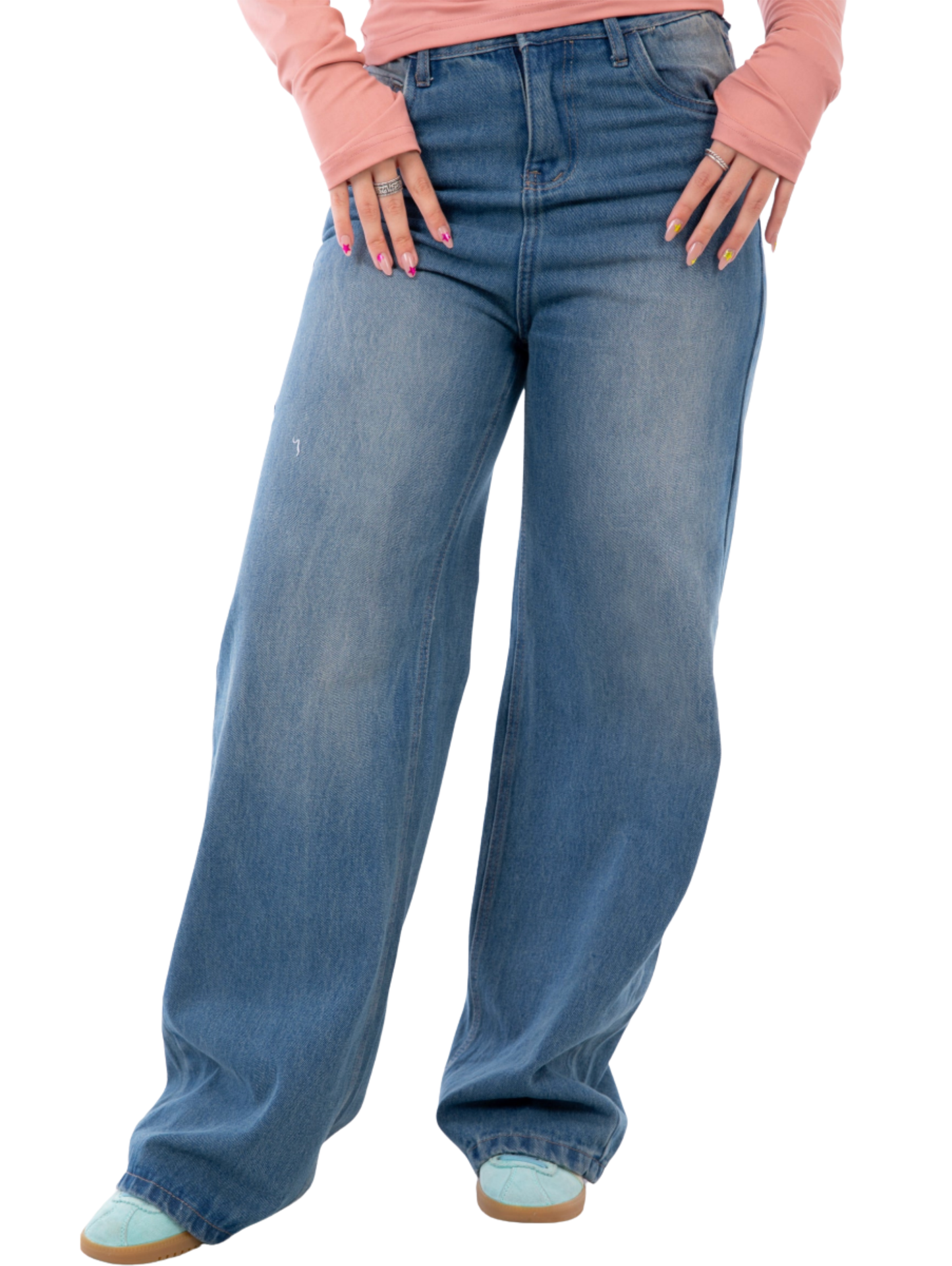 Mazics Women "STRAIGHT-FIT" DENIM.