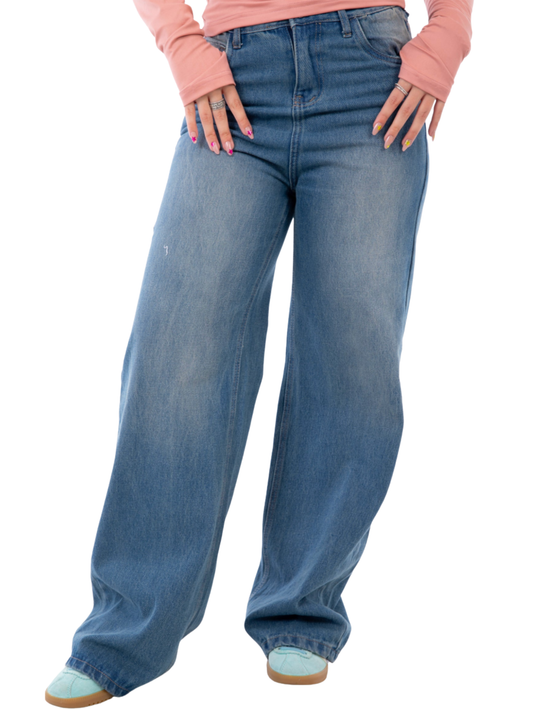 Mazics Women "STRAIGHT-FIT" DENIM.