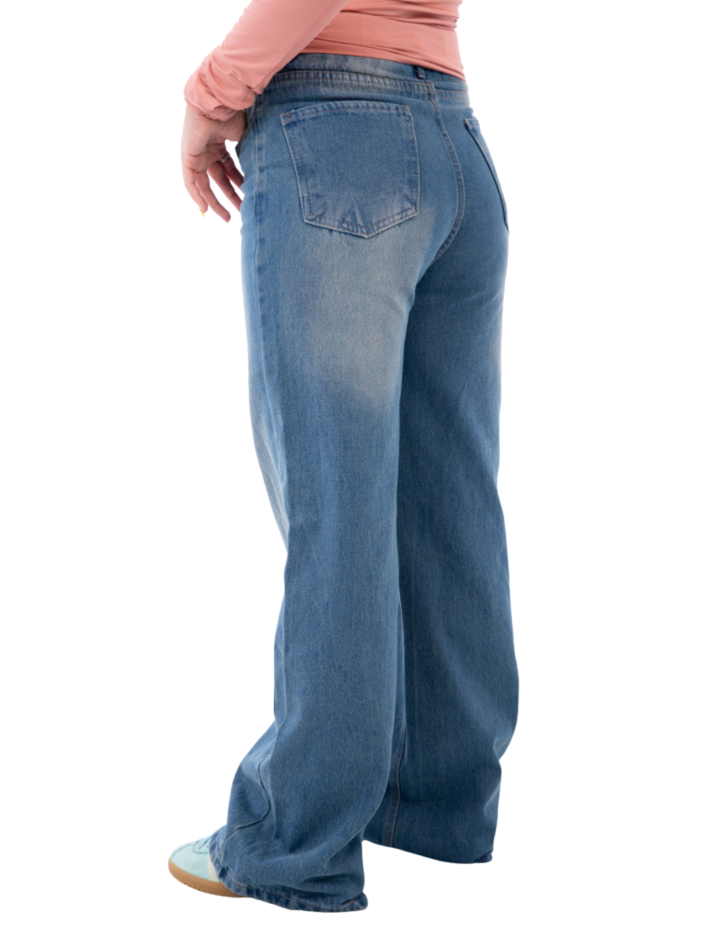 Mazics Women "STRAIGHT-FIT" DENIM.